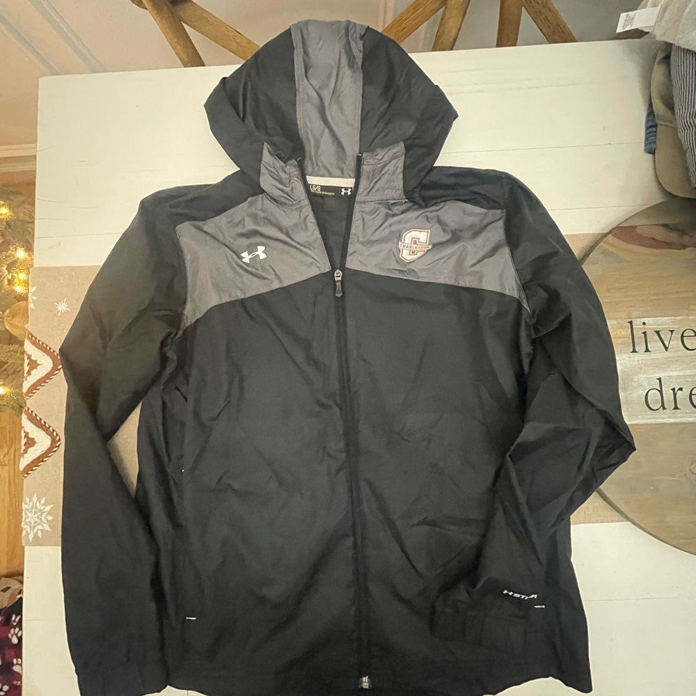 UnderArmour College of Charleston lightweight wind breaker with hood